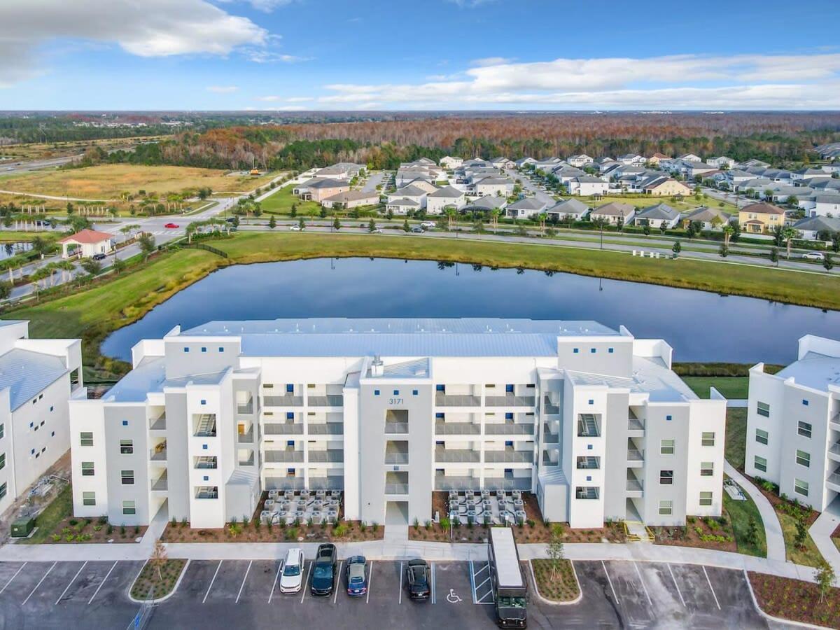 Gorgeous 2Br Lakeview Condo With Waterpark Kissimmee Exterior photo